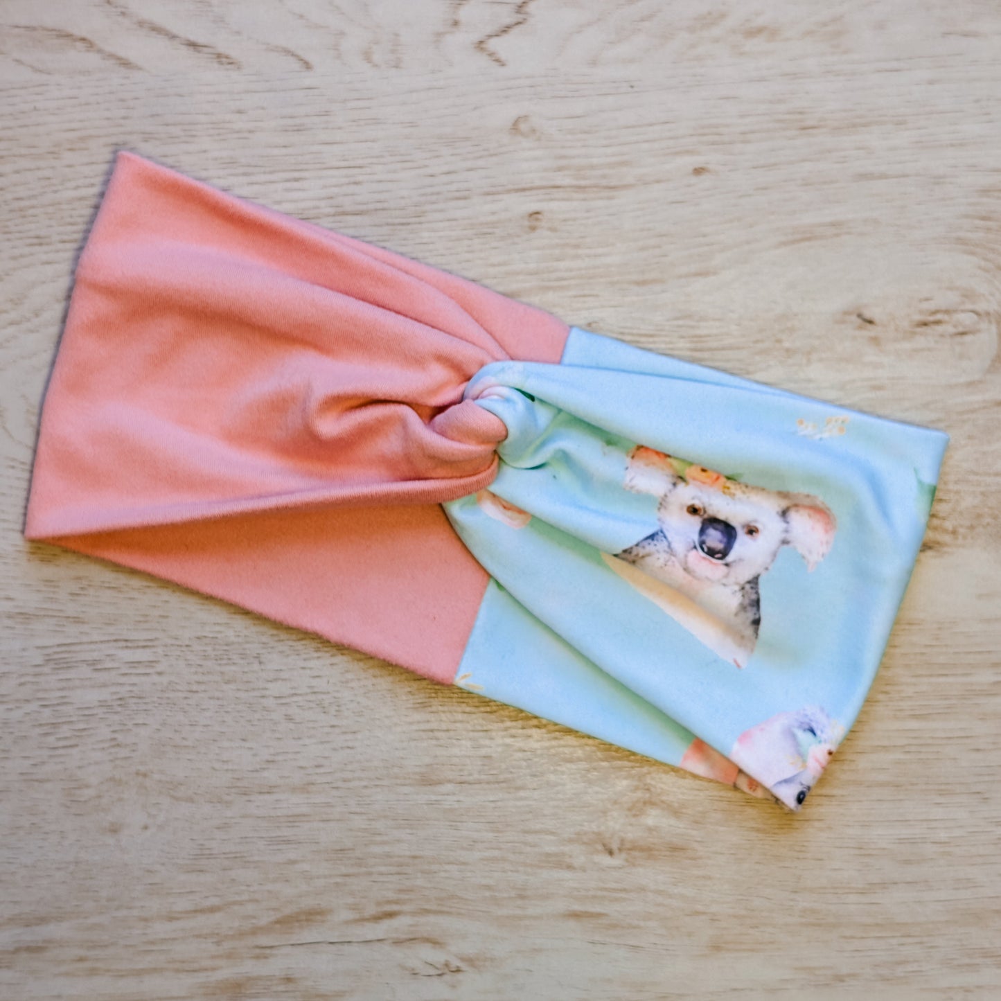 Two Tone Koala Beart Knotem