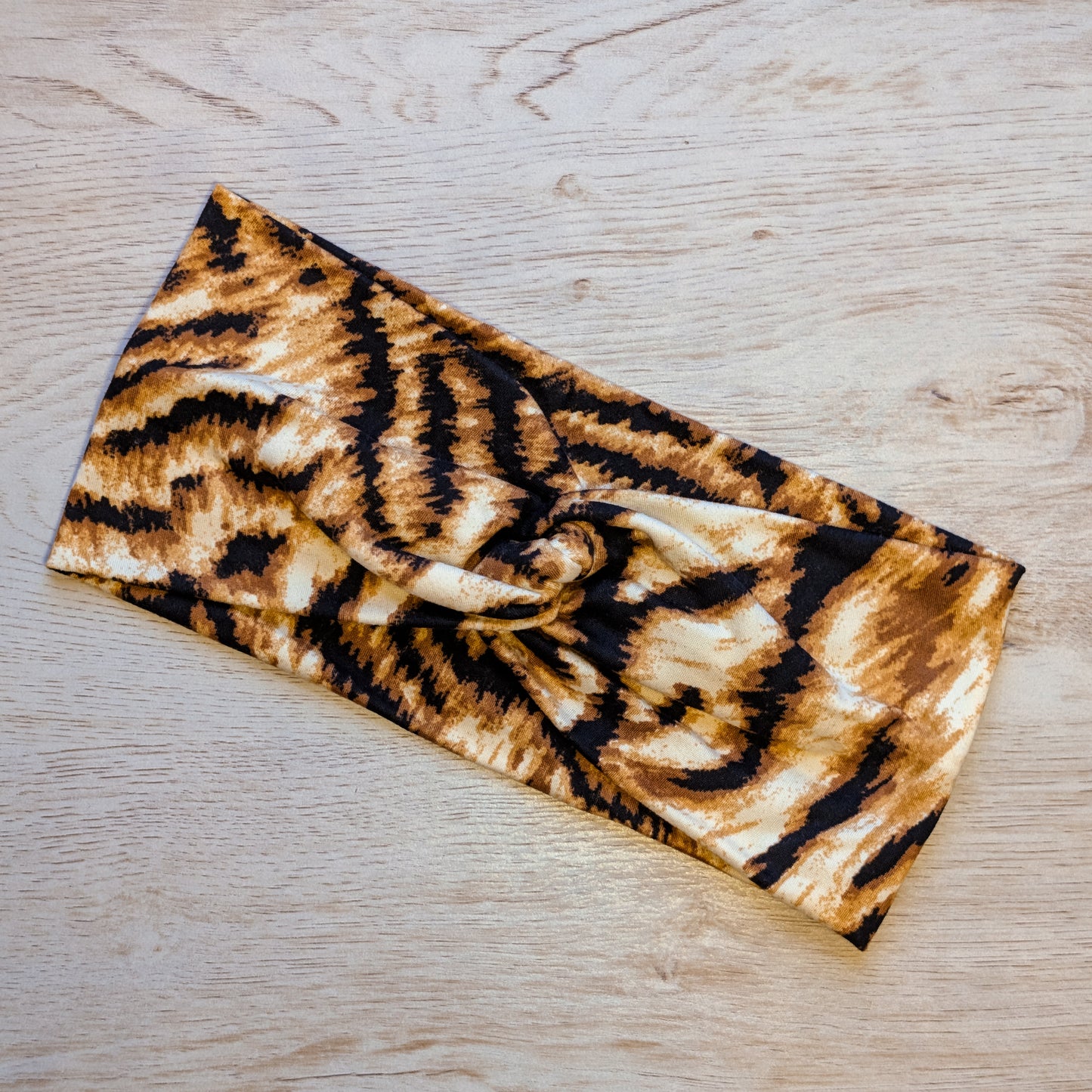Tiger Print Knotem