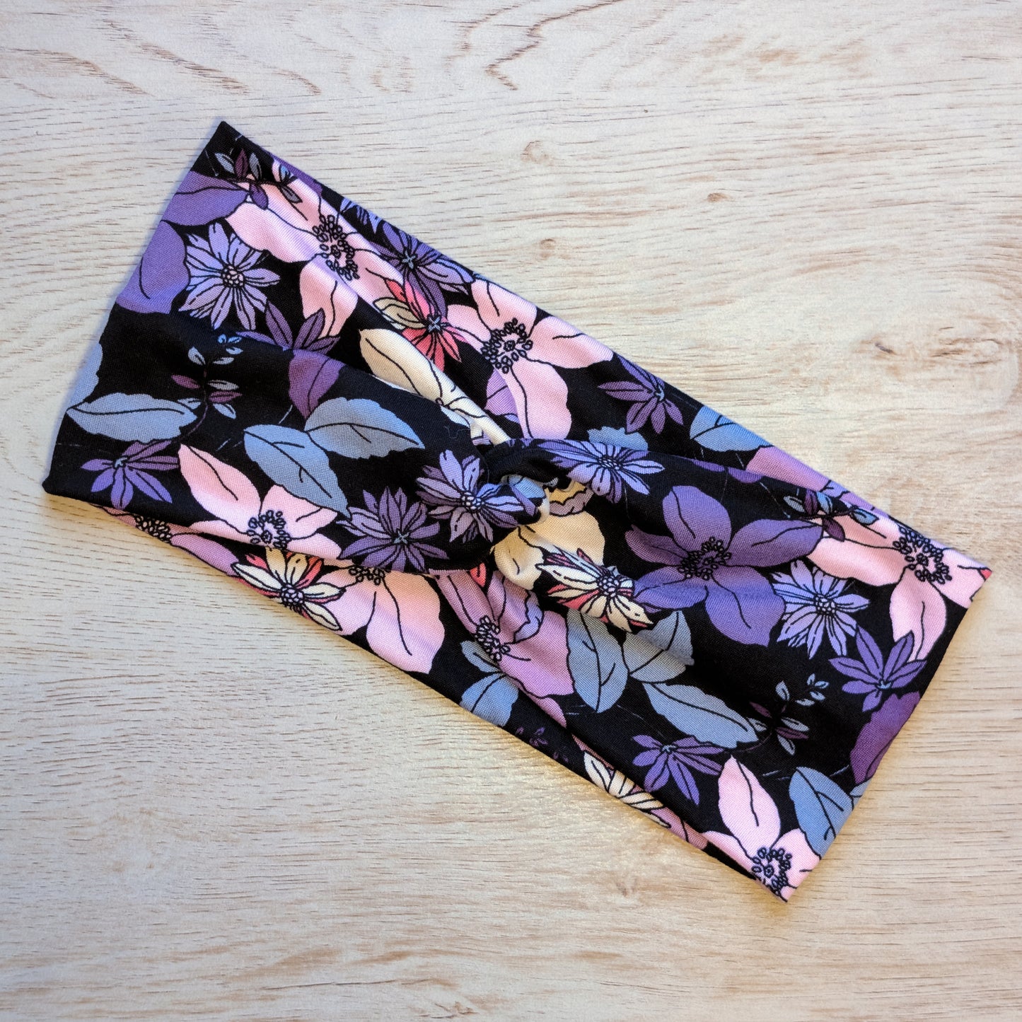 Purple/Pink Floral on Black Knotem