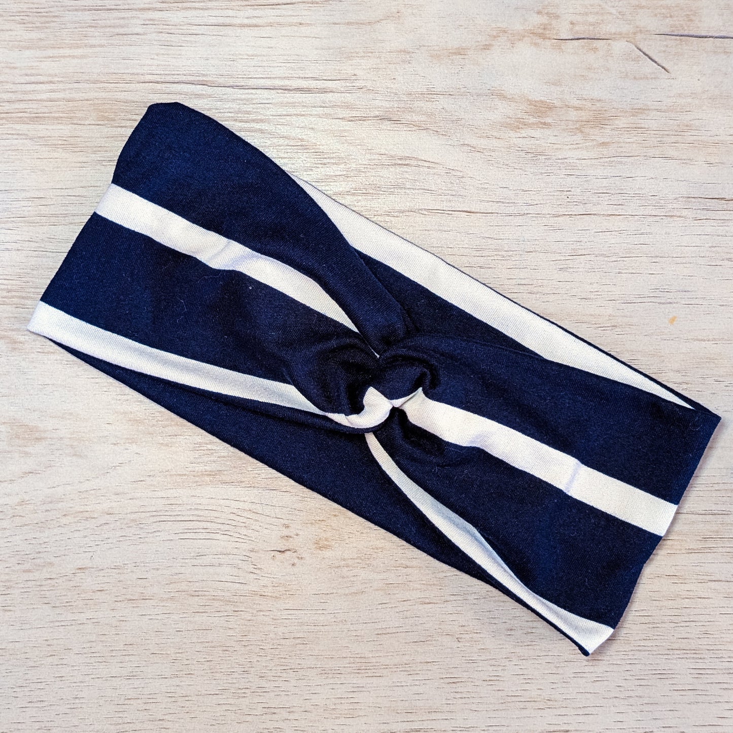 Blue and White Large Stripes Knotem