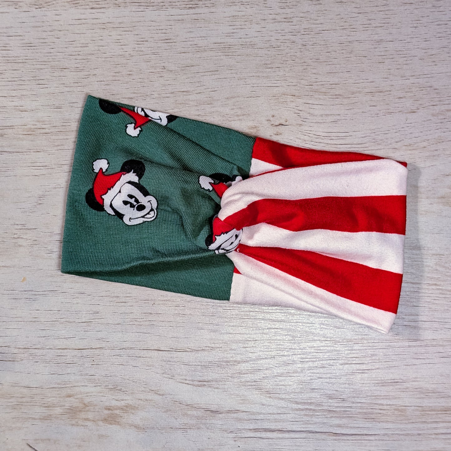 Two Tone Mickey Santa Knotem