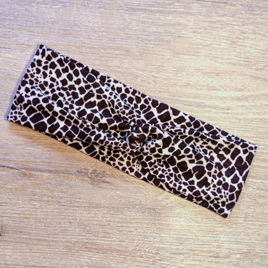 Giraffe Print Knotem