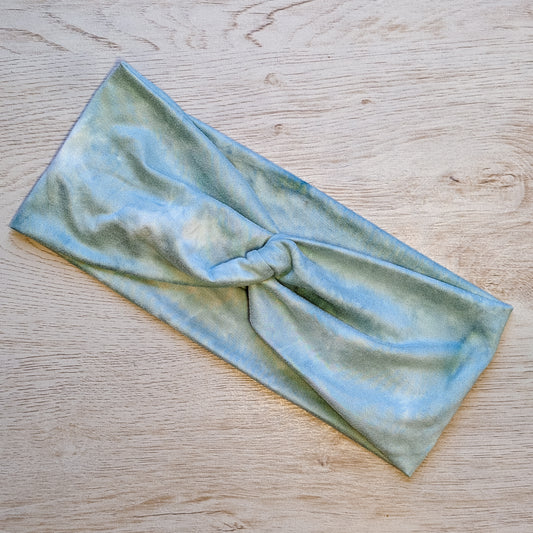 Sage Green Tie Dye Knotem