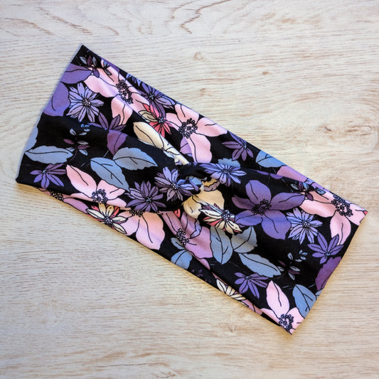 Purple/Pink Floral on Black Knotem
