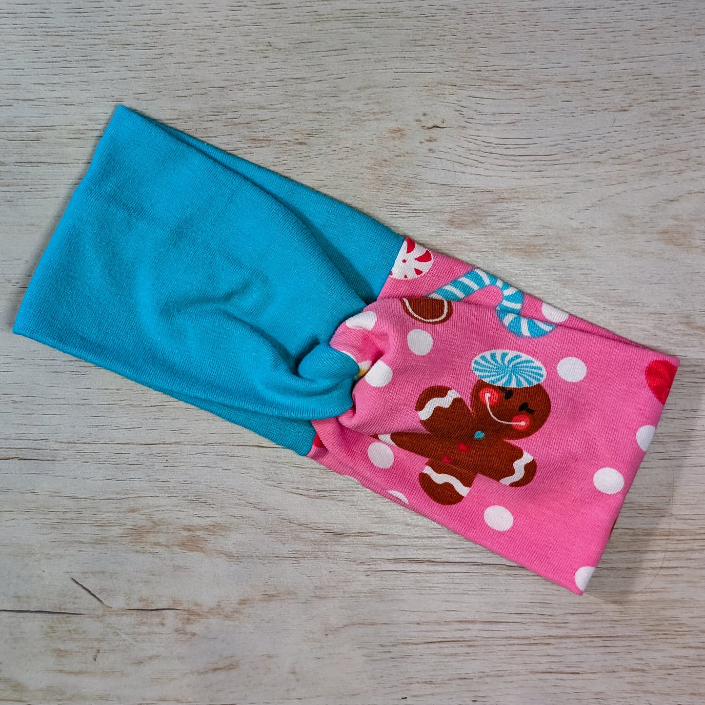Two Tone Turquoise and Pink Gingerbread Girl Knotem