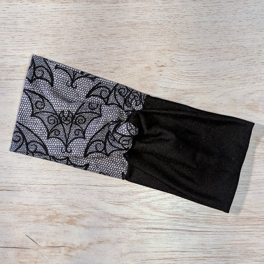 Two Tone Bats Knotem