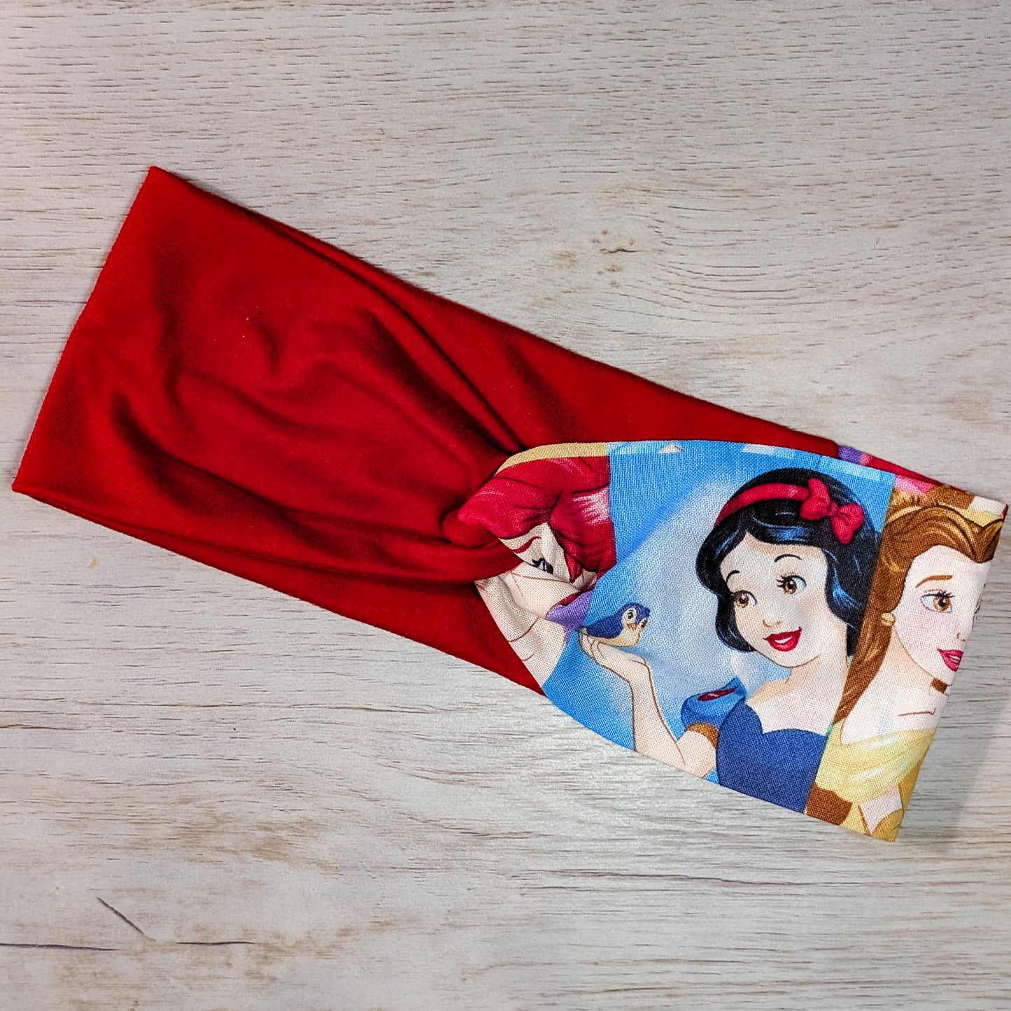 Two Tone Disney Princesses Knotem