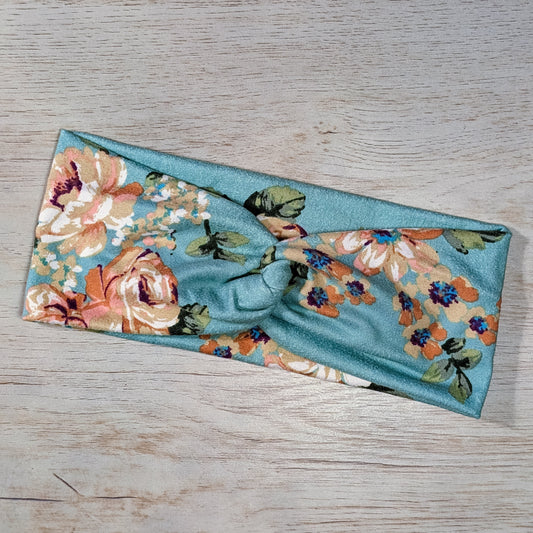 Aqua Floral Knotem
