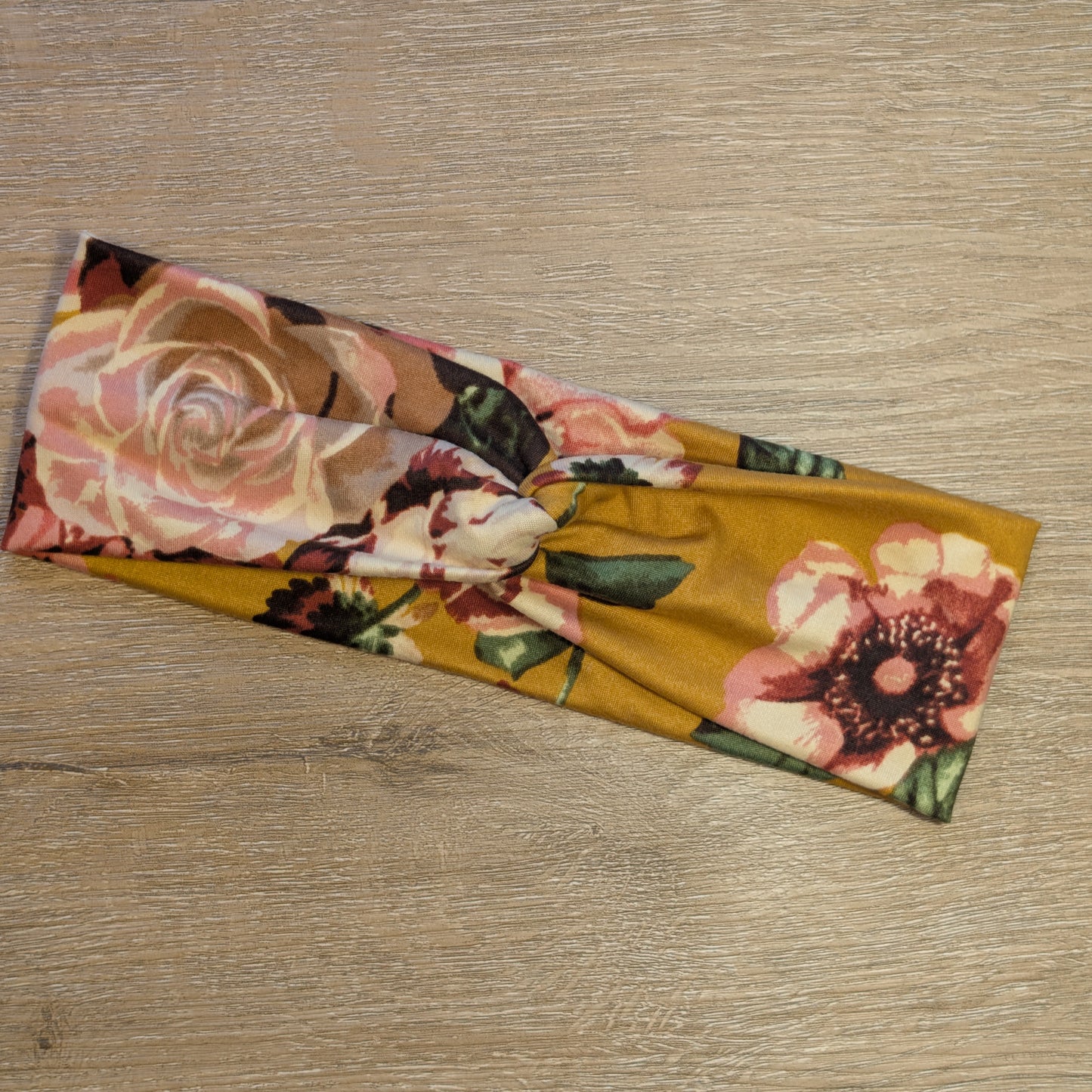 Mustard Floral Knotem