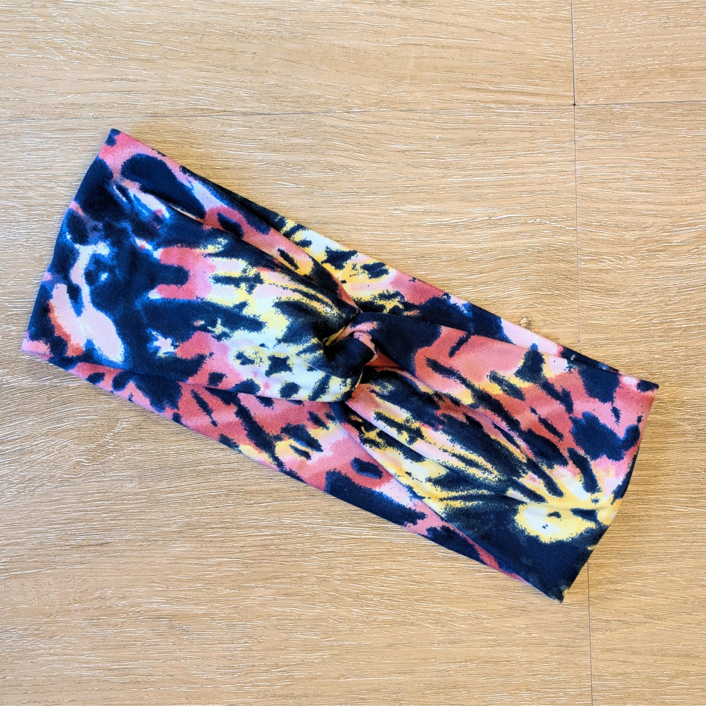 Navy and Rust Tie Dye Knotem