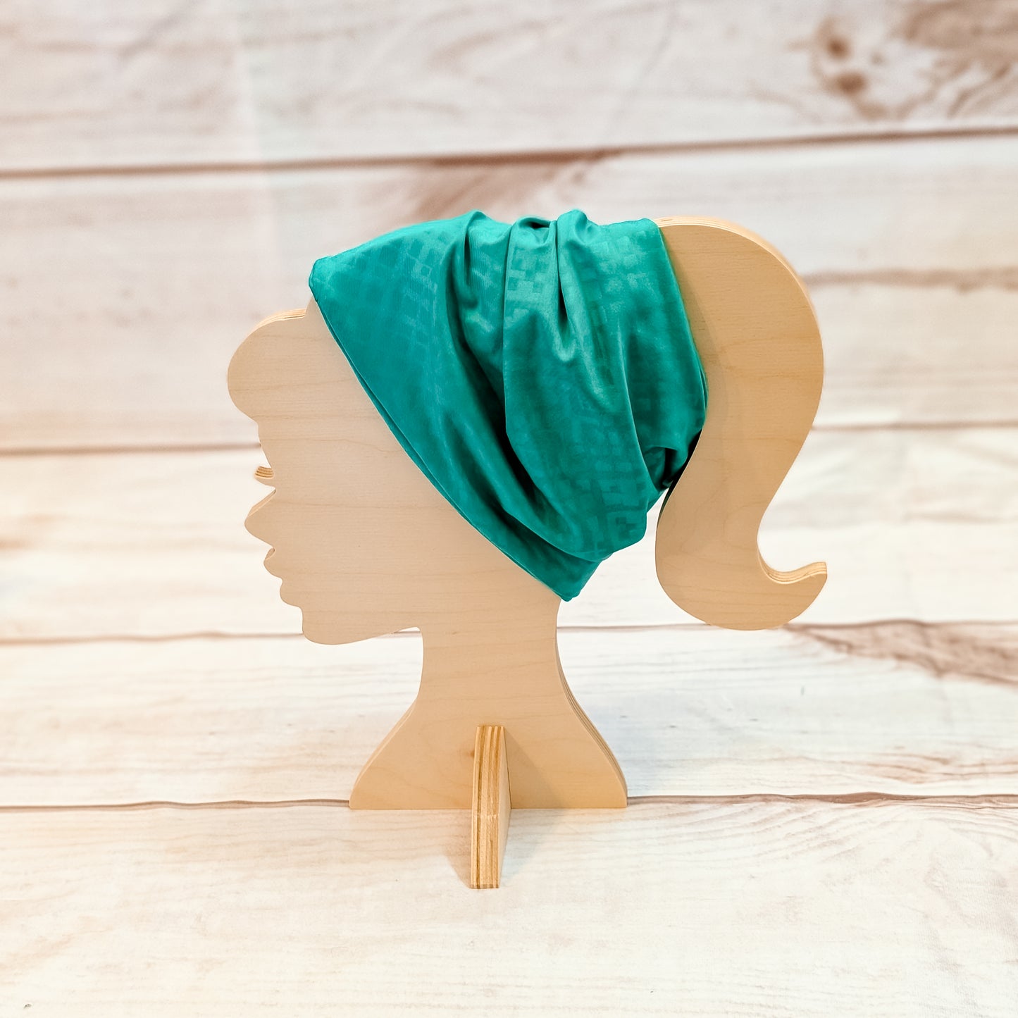 Green Embossed Twistem