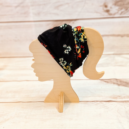 Floral on Black Twistem