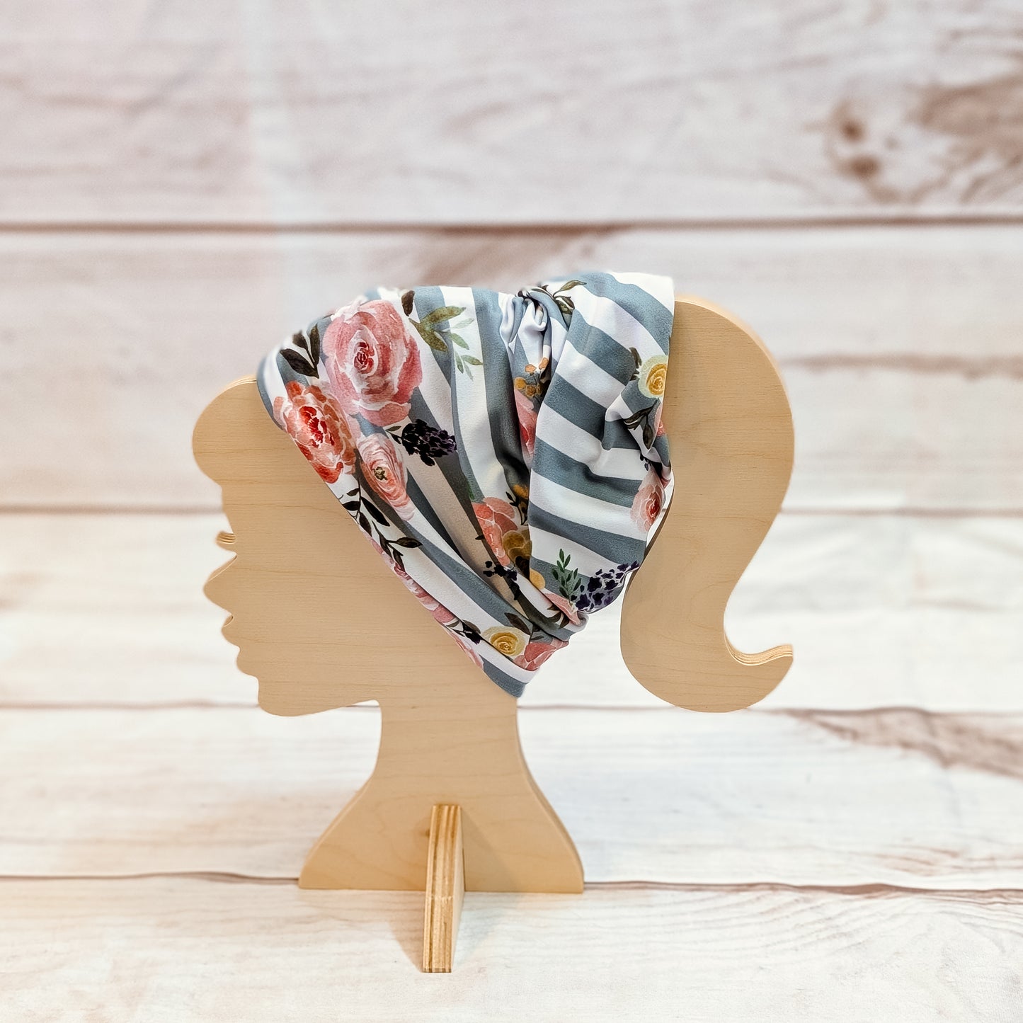 Roses on Stripes Twistem