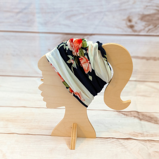 Roses on Thick Stripes Twistem